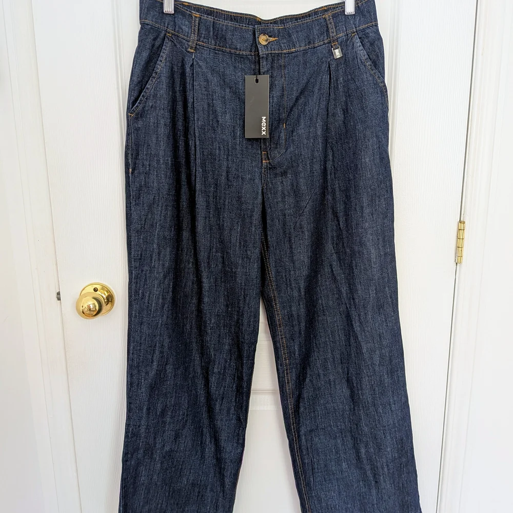 Mexx Denim Light Weight Wide Leg Pants - Picture 5 of 8